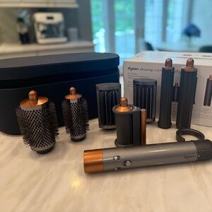 Dyson Airwrap - long barrels